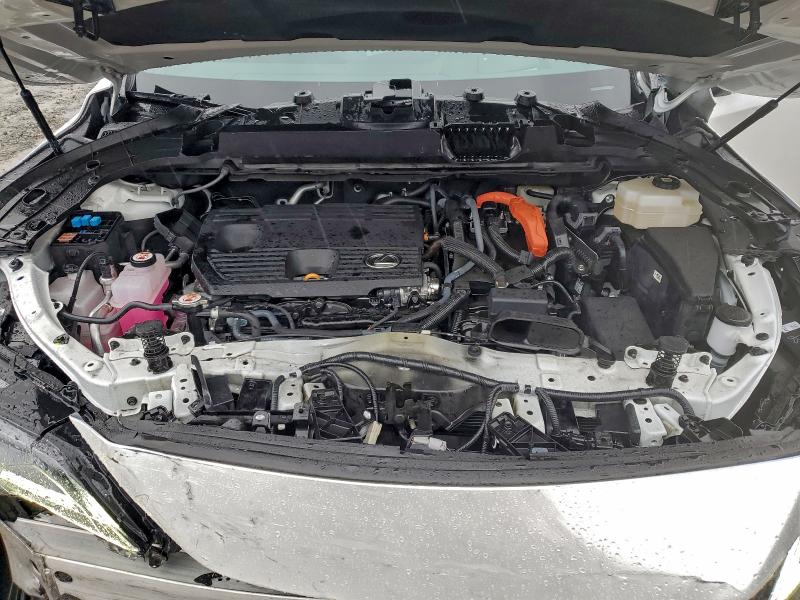 Фото 11 с аукциона – 2024 LEXUS RX 350H BA с VIN 2T2BBMCA4RC056682