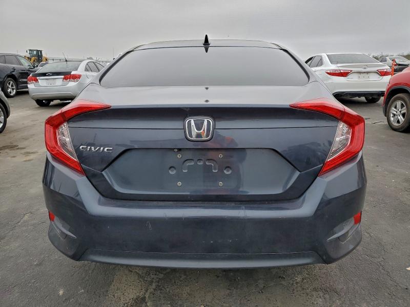 Photo 6 from auction – 2018 HONDA CIVIC EX with VIN 2HGFC2F74JH598030