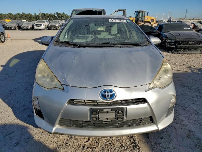 Photo 5 from auction – 2013 TOYOTA PRIUS C with VIN JTDKDTB37D1532304