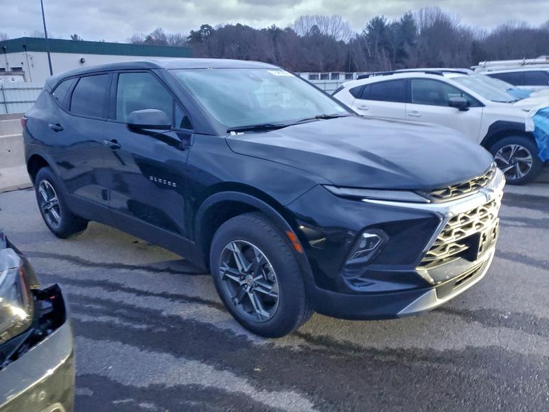 Photo 4 from auction – 2025 CHEVROLET BLAZER 2LT with VIN 3GNKBCR40SS217271