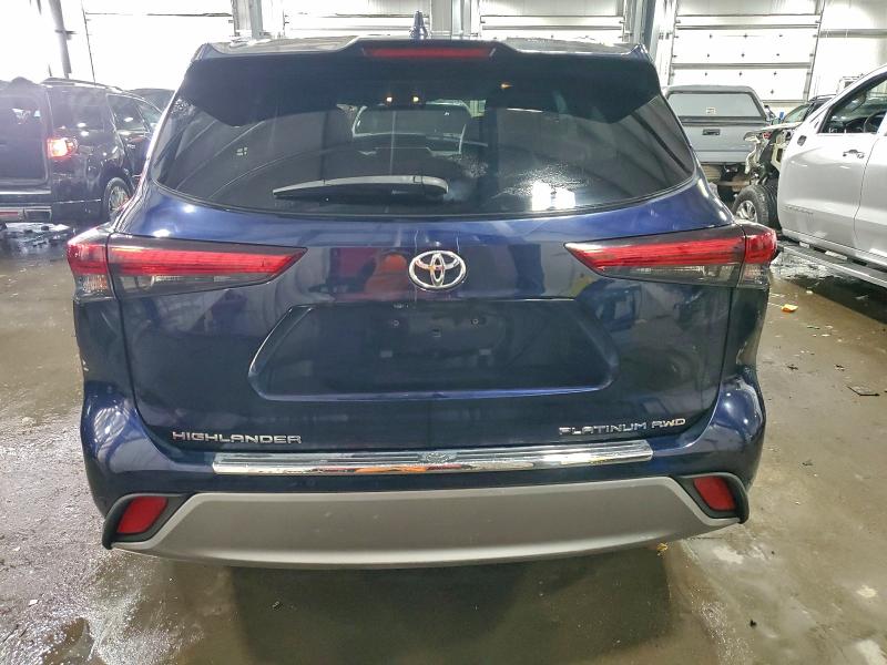 Photo 6 from auction – 2020 TOYOTA HIGHLANDER with VIN 5TDFZRBH4LS028098