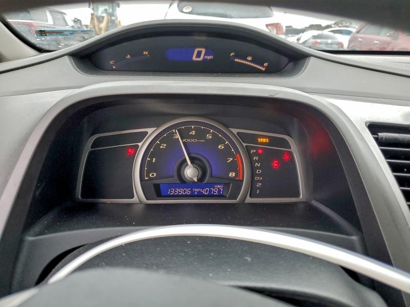 Photo 9 from auction – 2009 HONDA CIVIC LX with VIN 19XFA16579E018919