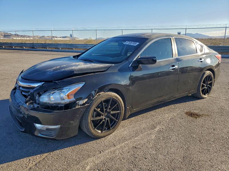 NISSAN ALTIMA 2.5 2015 with VIN 1N4AL3AP5FC141703 - Photo from auction