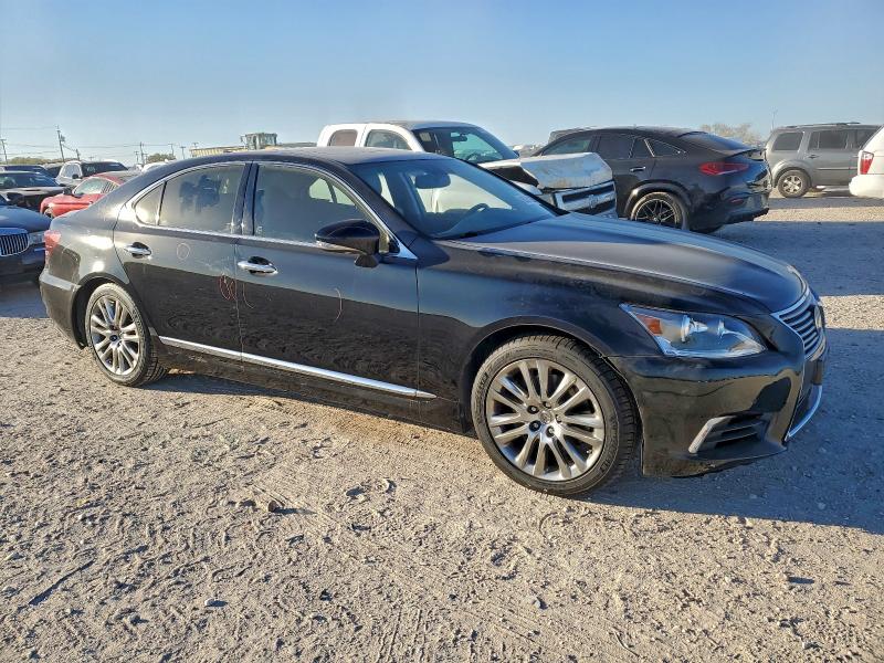 Photo 4 from auction – 2016 LEXUS LS 460 with VIN JTHBL5EF5G5139305