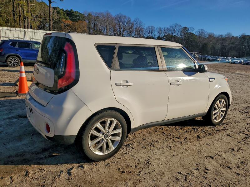 Фото 3 с аукциона – 2018 KIA SOUL + с VIN KNDJP3A58J7544508