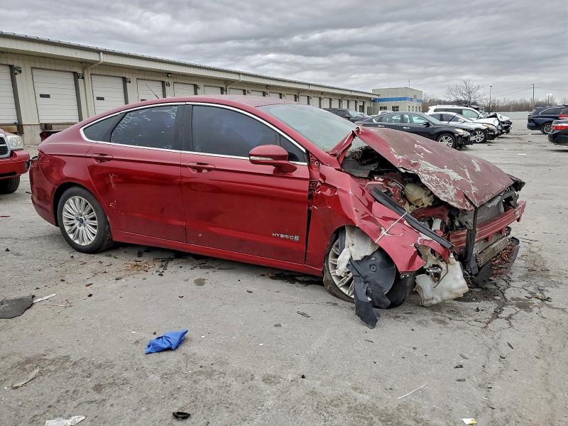 Photo 4 from auction – 2016 FORD FUSION 4D with VIN 3FA6P0LU6GR169850