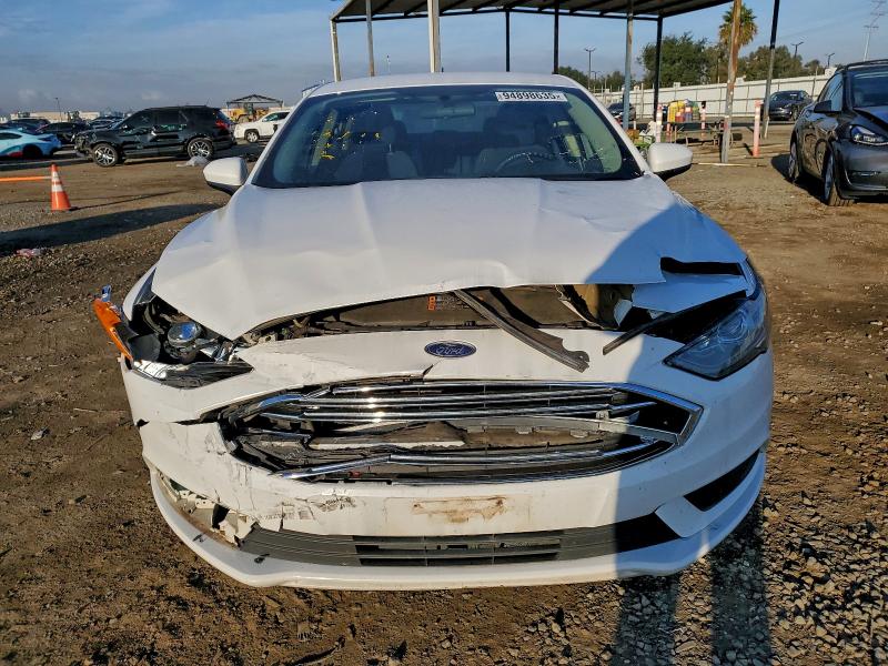 Photo 5 from auction – 2017 FORD FUSION SE with VIN 3FA6P0LU6HR208132