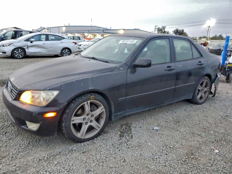 LEXUS IS 2001 with VIN JTHBD182510013495 - Photo from auction