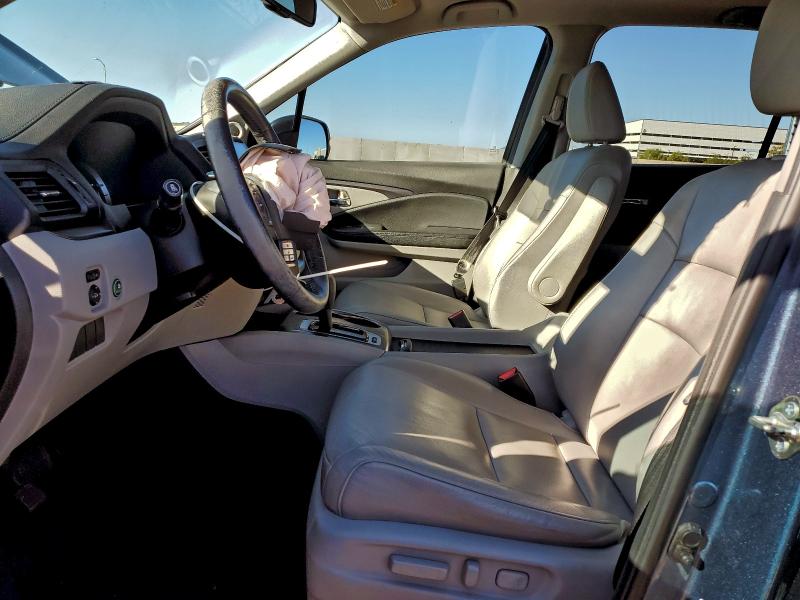 Photo 7 from auction – 2016 HONDA PILOT EXL with VIN 5FNYF5H59GB035226