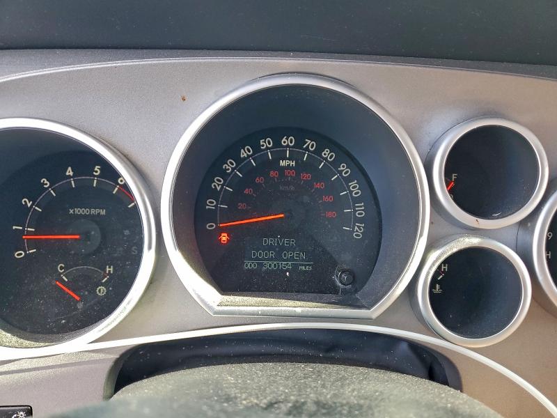 Photo 9 from auction – 2011 TOYOTA SEQUOIA LI with VIN 5TDJY5G14BS045869