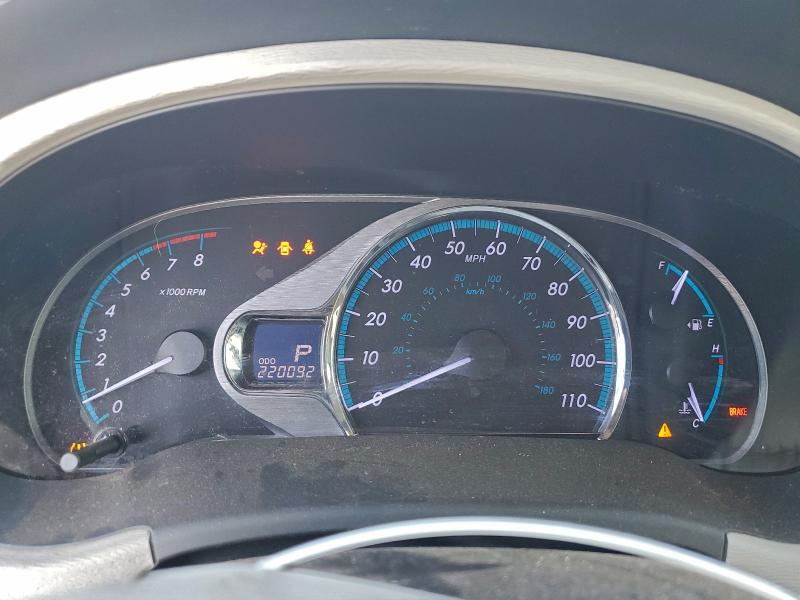 Photo 9 from auction – 2014 TOYOTA SIENNA XLE with VIN 5TDDK3DC8ES077978