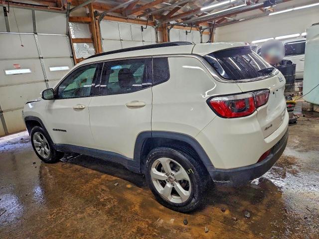 Photo 2 from auction – 2018 JEEP COMPASS LA with VIN 3C4NJDBB4JT402178