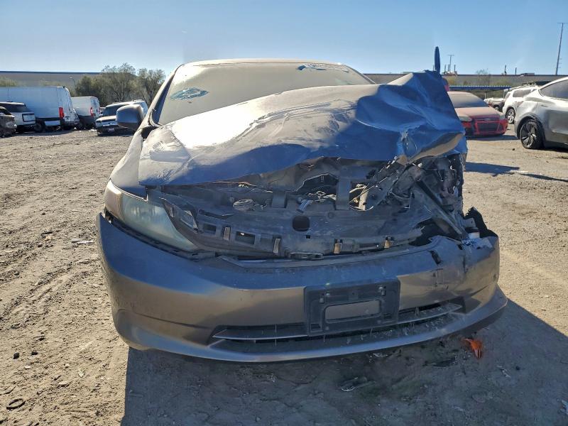 Photo 5 from auction – 2012 HONDA CIVIC HF with VIN 2HGFB2F69CH580376