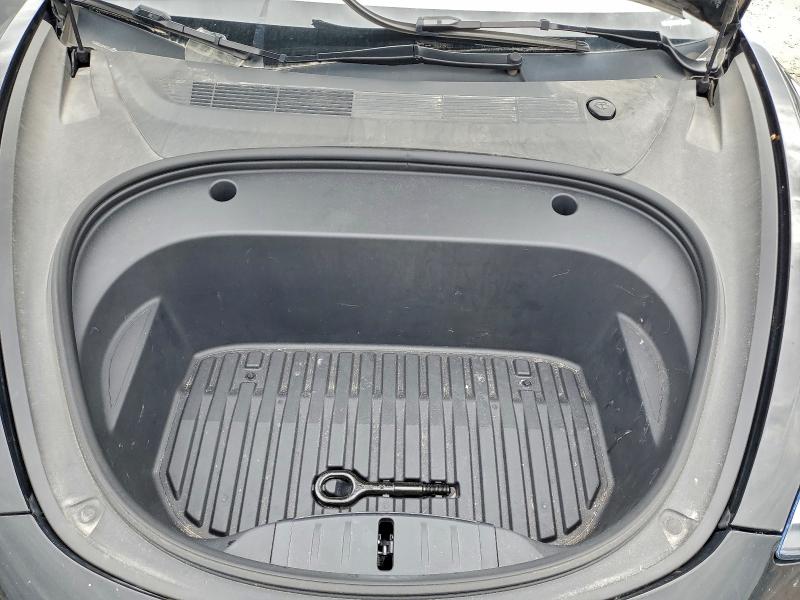 Photo 11 from auction – 2023 TESLA MODEL 3 with VIN 5YJ3E1EA2PF559275