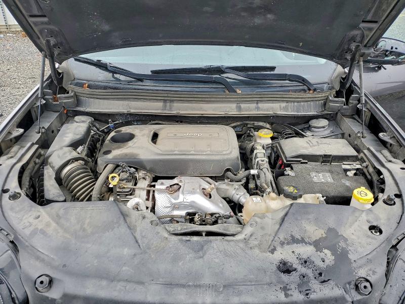 Photo 12 from auction – 2019 JEEP CHEROKEE L with VIN 1C4PJLLN2KD248430
