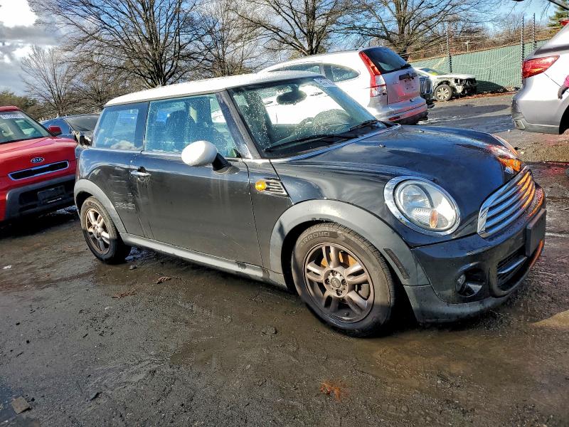 Photo 4 from auction – 2013 MINI COOPER with VIN WMWSU3C59DT685171