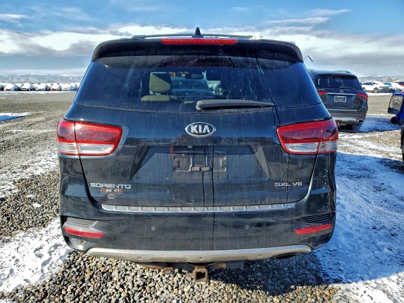 Photo 6 from auction – 2016 KIA SORENTO SX with VIN 5XYPKDA52GG181147
