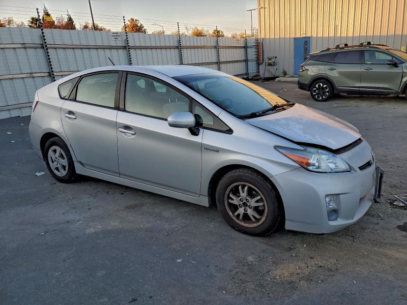 Photo 4 from auction – 2010 TOYOTA PRIUS with VIN JTDKN3DU8A5193138
