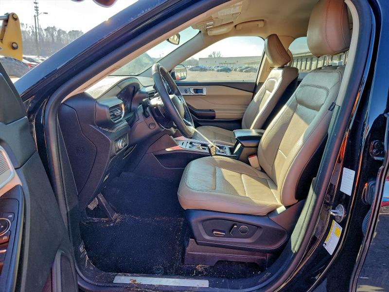 Photo 7 from auction – 2020 FORD EXPLORER L with VIN 1FMSK8FH1LGC04358