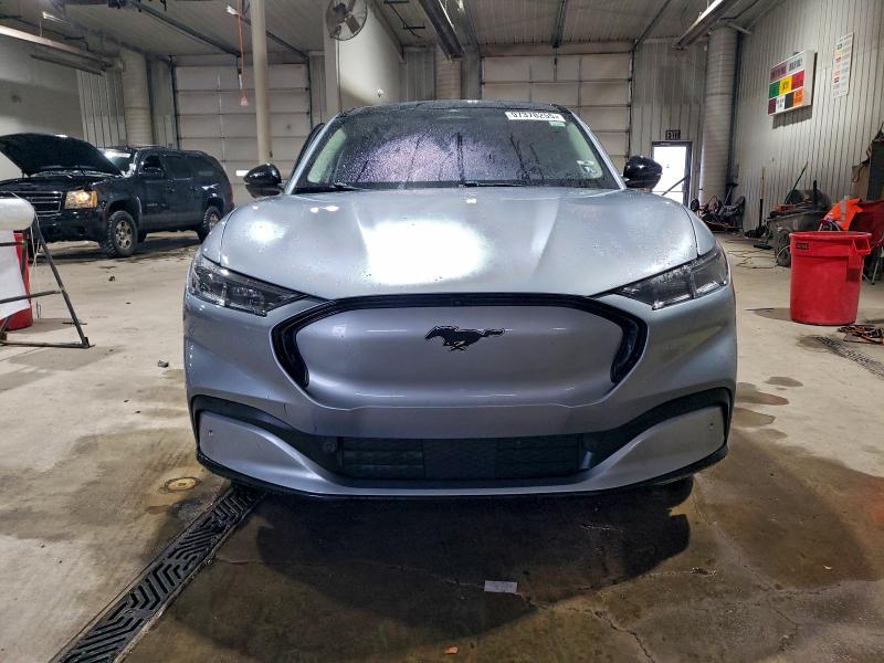 Photo 5 from auction – 2022 FORD MUSTANG MA with VIN 3FMTK3SU8NMA41226
