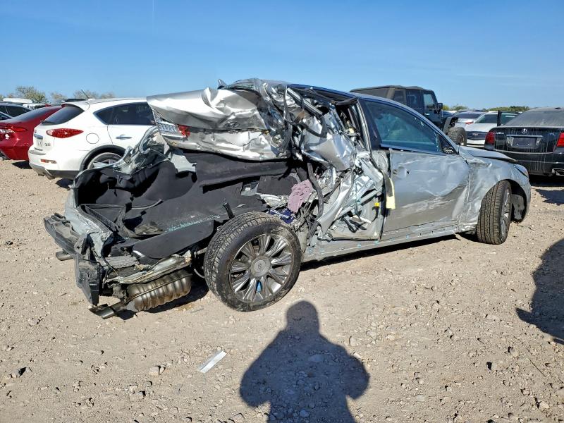 Photo 3 from auction – 2011 HYUNDAI GENESIS 3. with VIN KMHGC4DE8BU122793