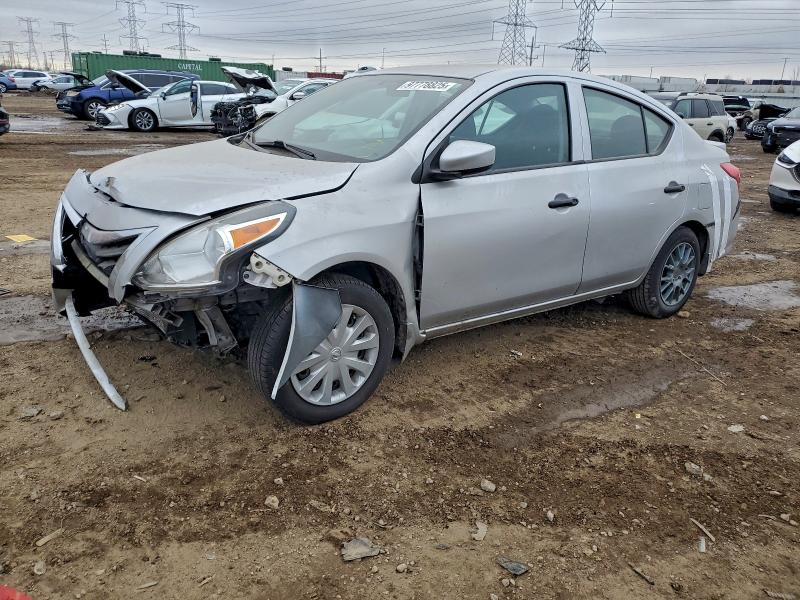 NISS VERSA 2018 with VIN 3N1CN7AP3JL815514 - Photo from auction