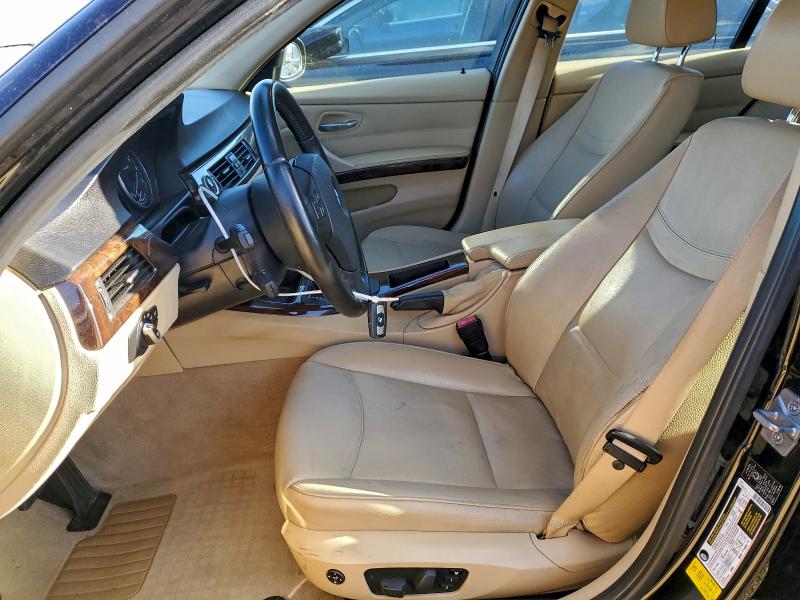 Photo 7 from auction – 2011 BMW 328 I with VIN WBAPH7G57BNN05750
