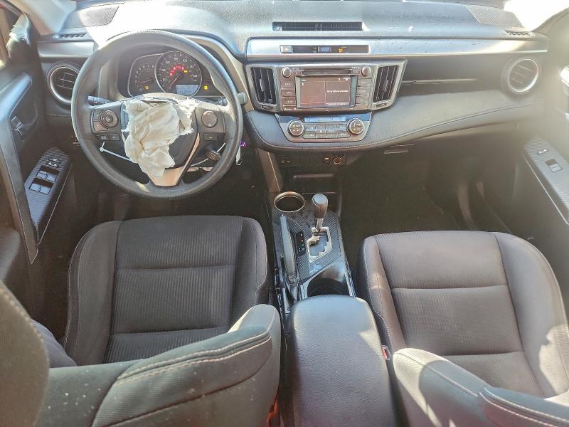 Photo 8 from auction – 2015 TOYOTA RAV4 XLE with VIN JTMWFREV2FD077777