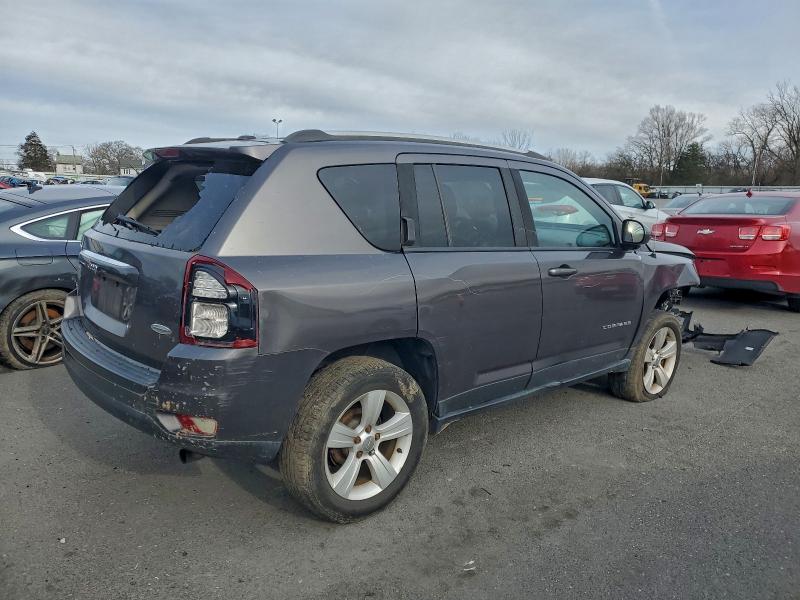 Photo 3 from auction – 2016 JEEP COMPASS LA with VIN 1C4NJDEB4GD672795