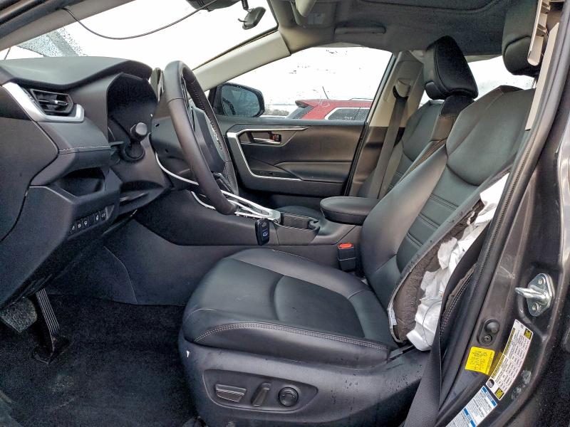 Photo 7 from auction – 2022 TOYOTA RAV4 XLE P with VIN 4T3B6RFV2NU080869