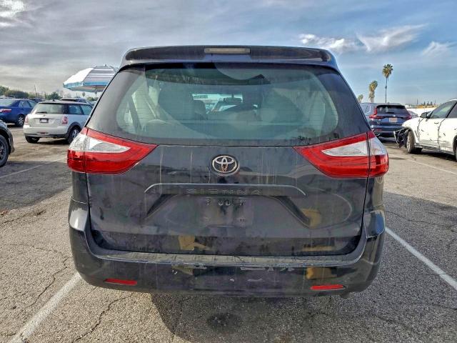 Photo 6 from auction – 2017 TOYOTA SIENNA with VIN 5TDZZ3DC9HS850401