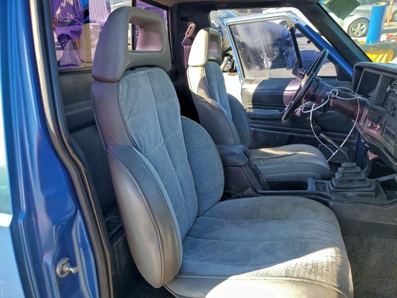 Photo 10 from auction – 1987 JEEP COMANCHE with VIN 1JTMW64P5HT156540