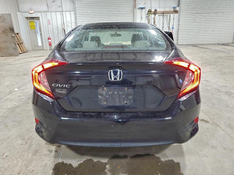 Photo 6 from auction – 2018 HONDA CIVIC LX with VIN 2HGFC2F58JH595503