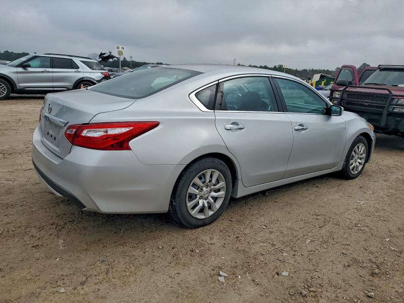 Photo 3 from auction – 2017 NISSAN ALTIMA 2.5 with VIN 1N4AL3AP8HC159342