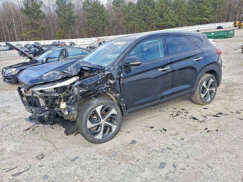 HYUNDAI TUCSON LIM 2017 with VIN KM8J33A26HU290628 - Photo from auction