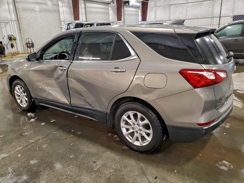 Photo 2 from auction – 2018 CHEVROLET EQUINOX LT with VIN 3GNAXJEV8JS639982