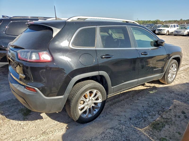Photo 3 from auction – 2019 JEEP CHEROKEE L with VIN 1C4PJLCB4KD240738