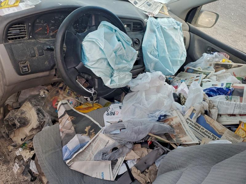 Photo 8 from auction – 2002 HONDA ODYSSEY LX with VIN 2HKRL18522H574576