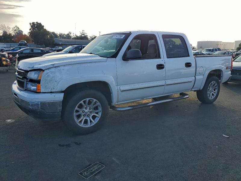 CHEVROLET SILVERADO 2006 with VIN 2GCEK13T261161894 - Photo from auction