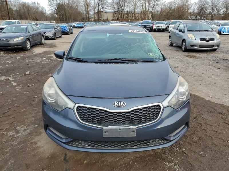 Photo 5 from auction – 2016 KIA FORTE LX with VIN KNAFK4A61G5478128