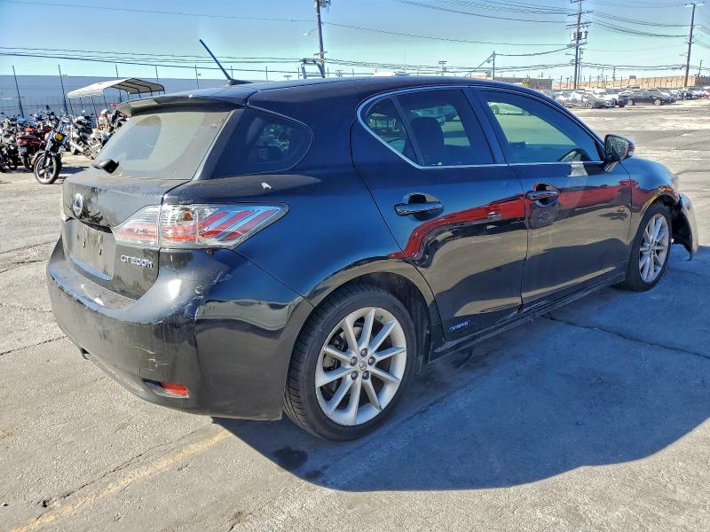 Photo 3 from auction – 2012 LEXUS CT 200 with VIN JTHKD5BH9C2073632