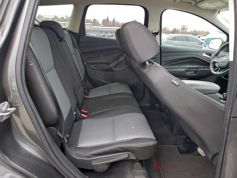 Photo 11 from auction – 2017 FORD ESCAPE SE with VIN 1FMCU0GD9HUC02555