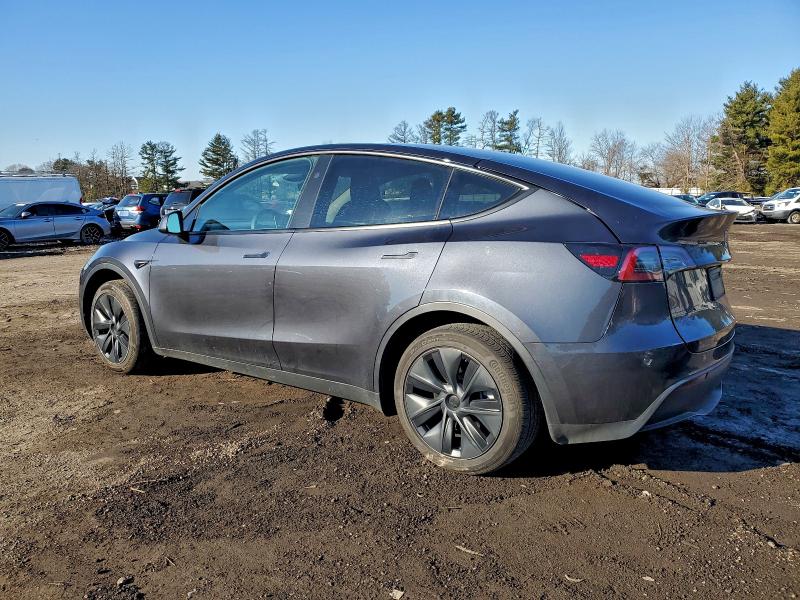 Photo 2 from auction – 2025 TESLA MODEL Y with VIN 7SAYGDED2SA374275
