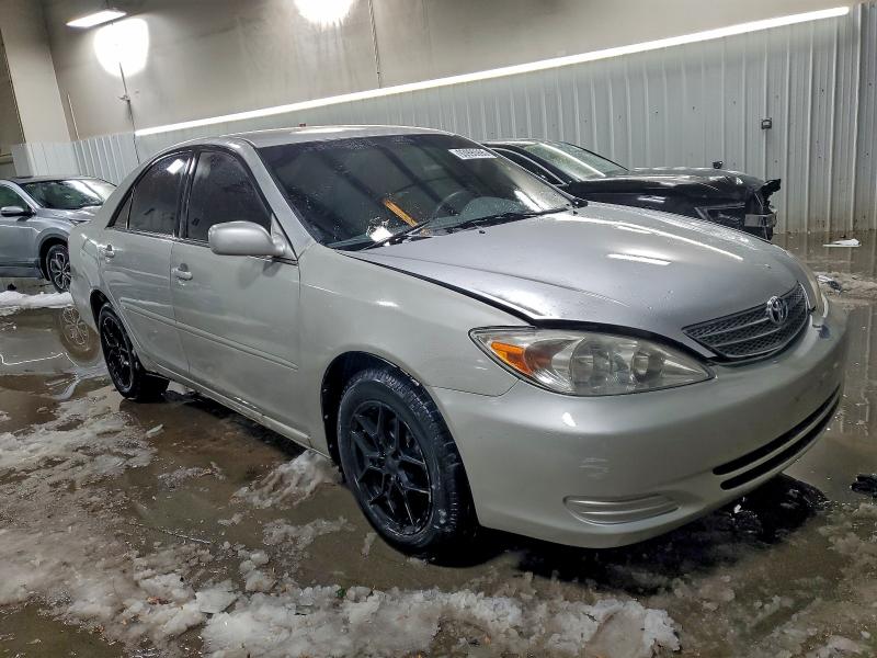 Photo 4 from auction – 2003 TOYOTA CAMRY LE with VIN 4T1BE32K43U680293