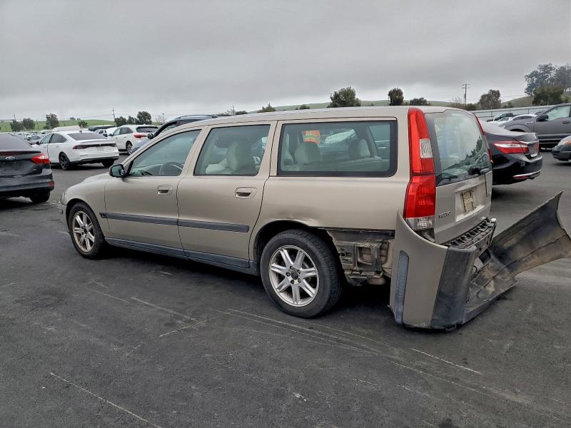 Photo 2 from auction – 2004 VOLVO V70 with VIN YV1SW61T842377005