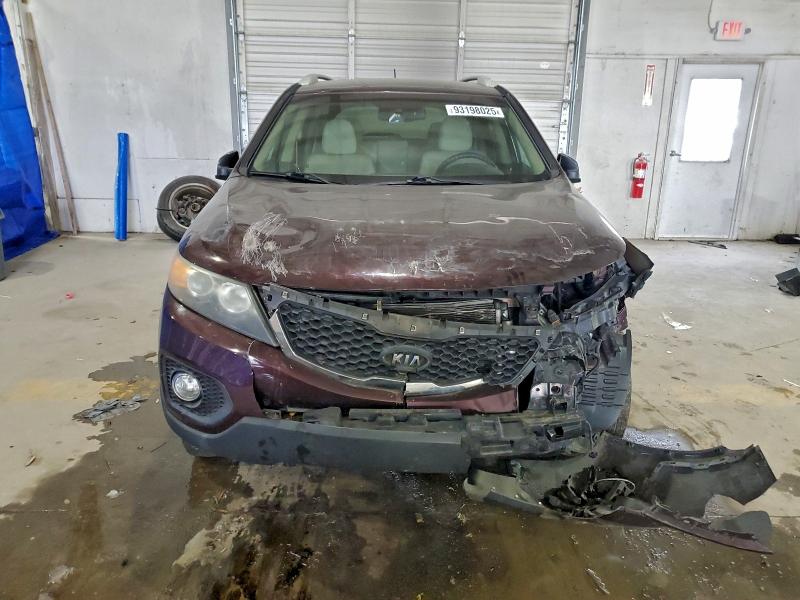 Photo 5 from auction – 2011 KIA SORENTO BA with VIN 5XYKTCA17BG163959