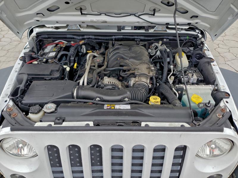 Photo 12 from auction – 2016 JEEP WRANGLER U with VIN 1C4BJWDG4GL170595