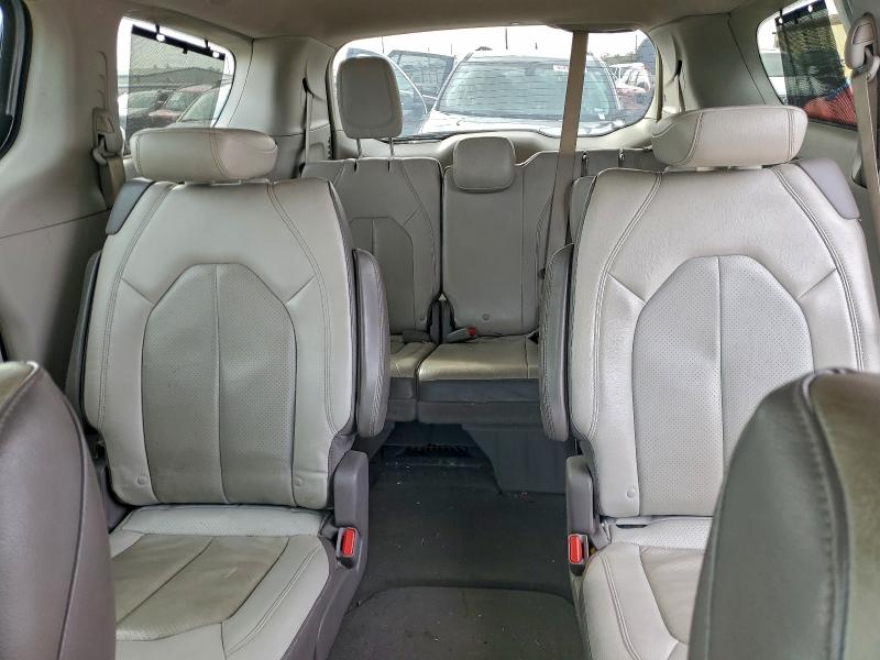 Photo 10 from auction – 2019 CHRYSLER PACIFICA with VIN 2C4RC1BG1KR561217