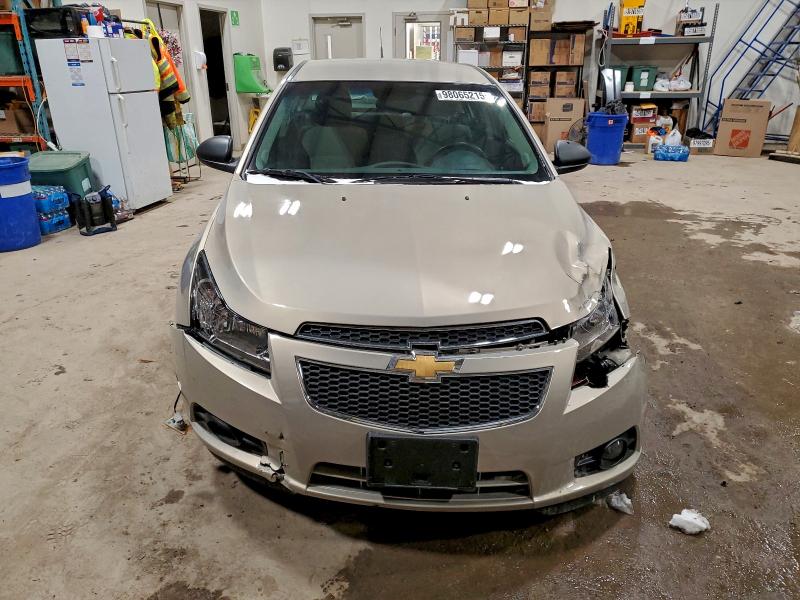 Photo 5 from auction – 2012 CHEVROLET CRUZE LS with VIN 1G1PC5SH7C7312651