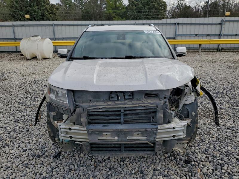 Foto 5 de la subasta – 2017 FORD EXPLORER L con VIN 1FM5K7F89HGE19405